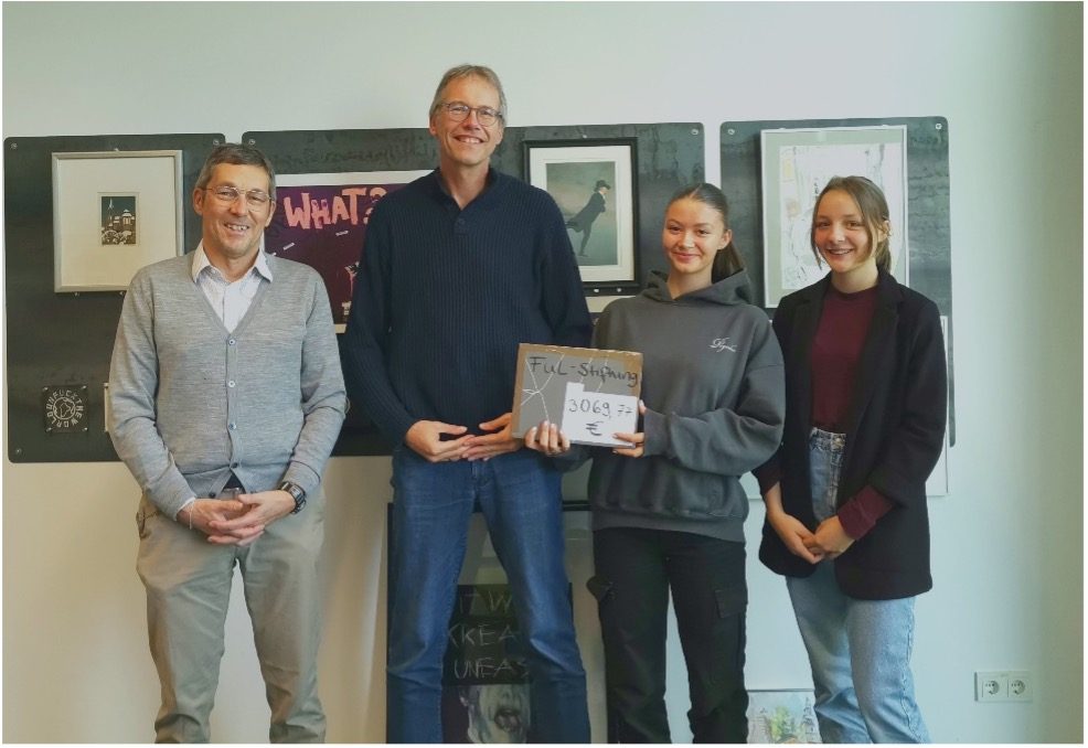 Spendenübergabe an die FuL-Stiftung